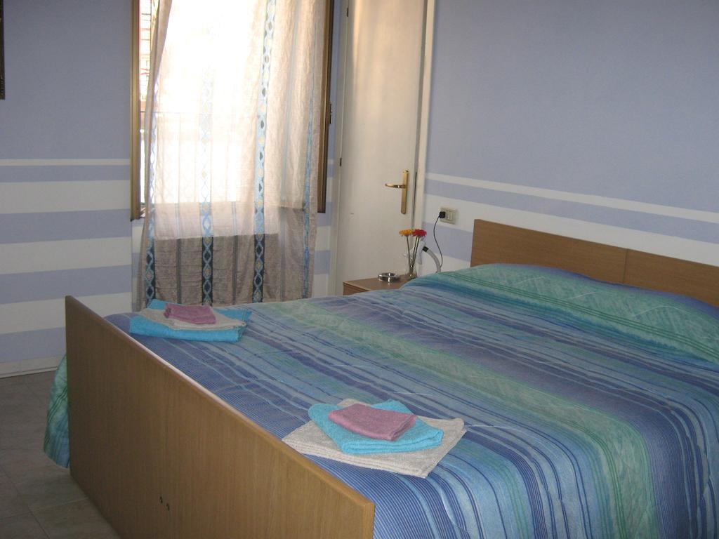 Albergo Sangalli Darfo Boario Terme Room photo