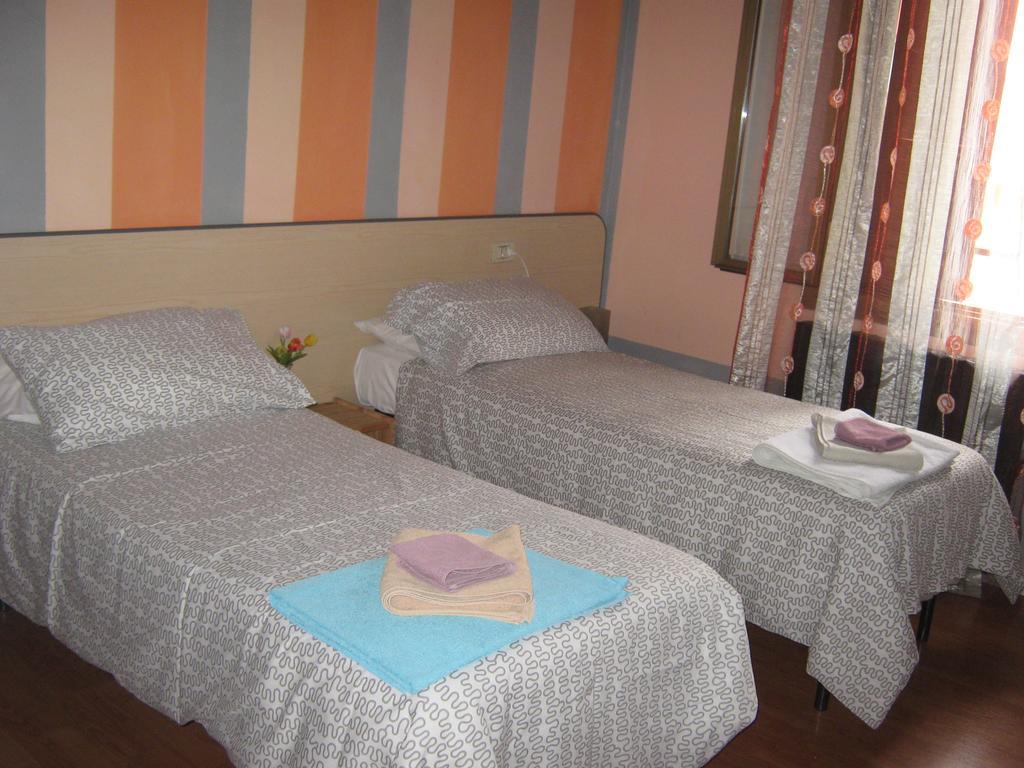Albergo Sangalli Darfo Boario Terme Exterior photo